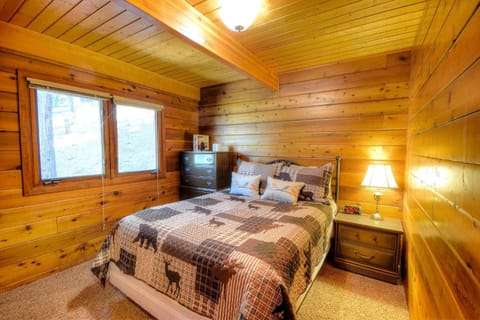 Treetops Cabin Cabin in Yosemite Park Way