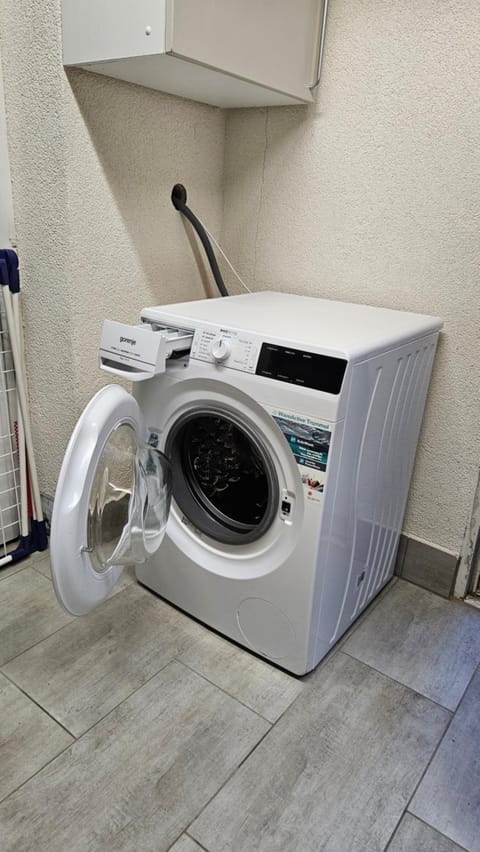 tolles komfortables Appartement Zaubersee Apartment in Bergisch Gladbach