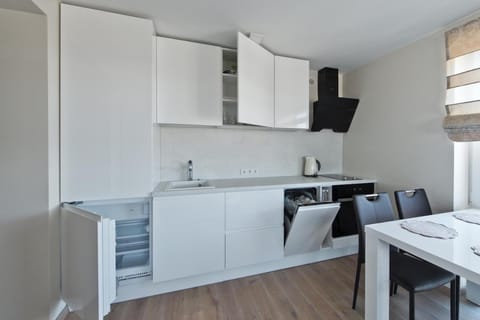 Kitchen or kitchenette, Living room, Dining area