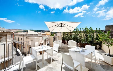 Restaurant/places to eat, Day