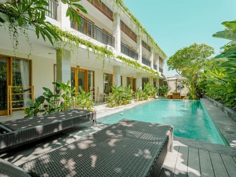 Pool view