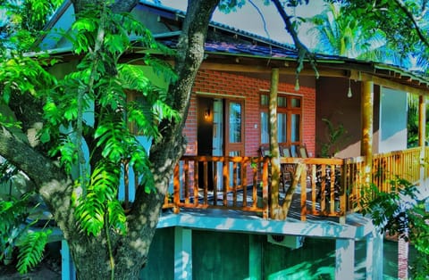 Property building, Balcony/Terrace