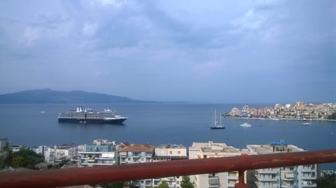 Balcony/Terrace, City view, Sea view