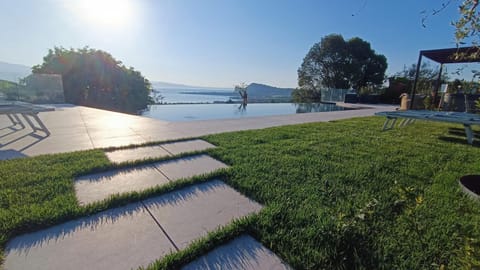 Solarium, Lake view, Swimming pool