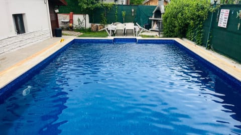 Day, Pool view, Swimming pool, sunbed