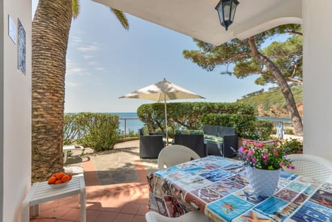Patio, Sea view