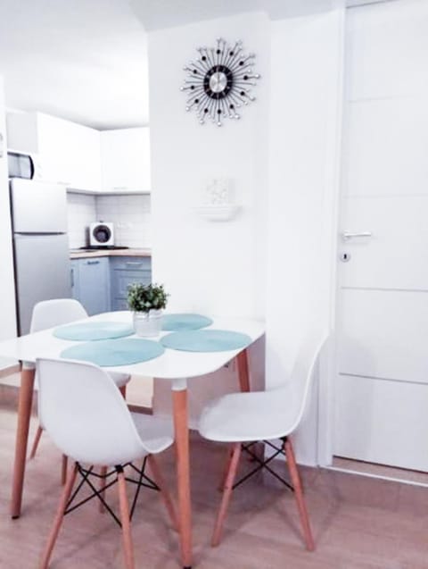 Coffee/tea facilities, Kitchen or kitchenette