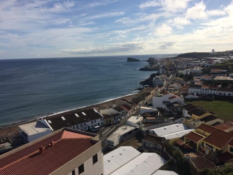 City view, Sea view