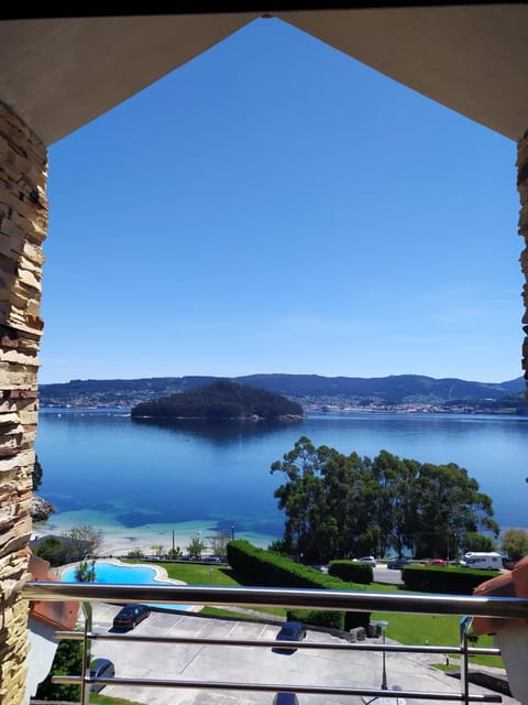 Nearby landmark, Natural landscape, View (from property/room), Balcony/Terrace, Garden view, Pool view, Sea view, Street view, Swimming pool