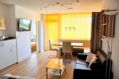 Living room, Photo of the whole room