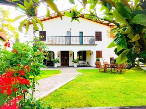 Property building, Garden