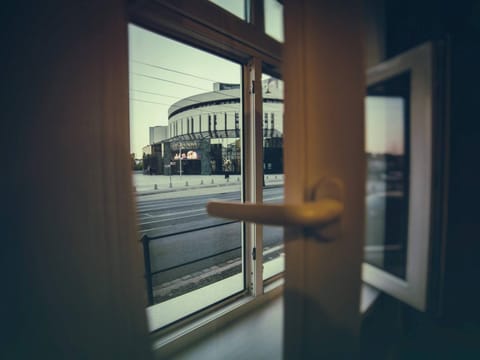 Neighbourhood, View (from property/room), City view, Landmark view, River view, Street view