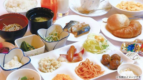 Breakfast, Buffet breakfast