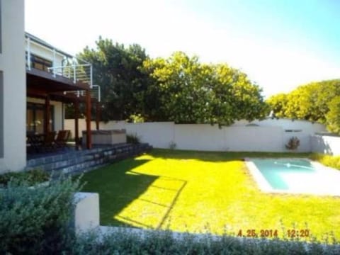 Property building, Garden, Other, Swimming pool