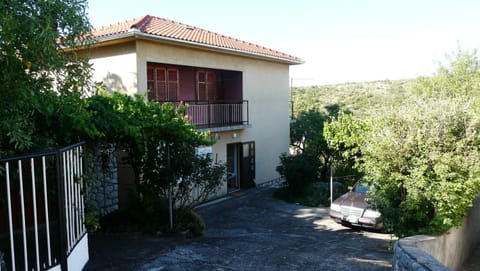 Property building, Parking