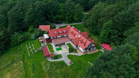 Property building, Day, Bird's eye view