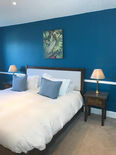 Meadhon Guest House Bed and Breakfast in England