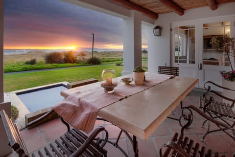 Patio, Balcony/Terrace, Seating area, Sunset