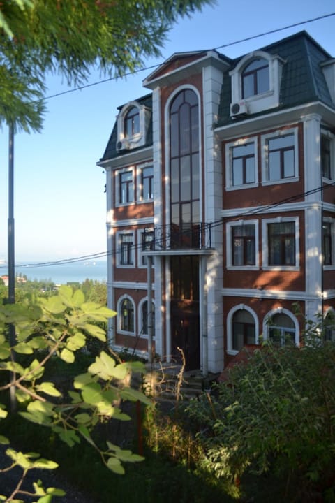 Property building, Facade/entrance