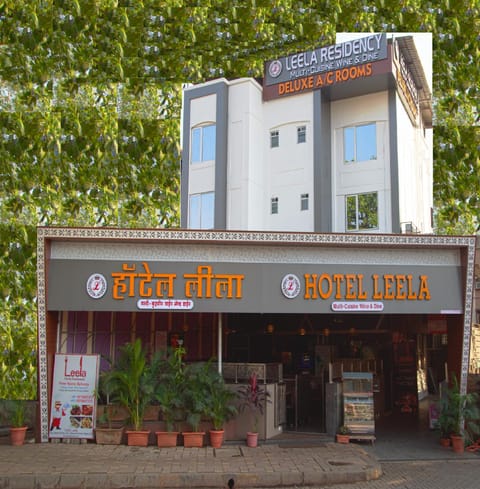 Property building, Facade/entrance