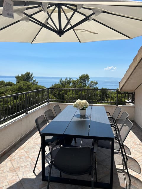 Ivana Apartments Apartment in Makarska