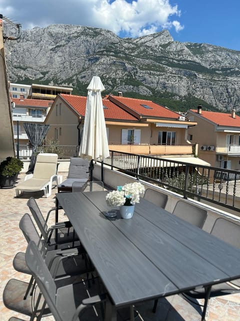 Ivana Apartments Apartment in Makarska