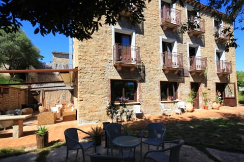 Facade/entrance, Garden