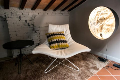 Bed, Decorative detail