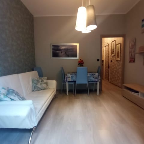 Appartamento Via Dei Glicini Apartment in Laigueglia