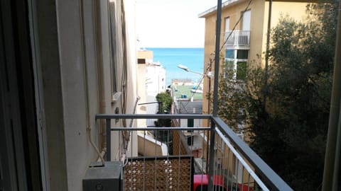 Appartamento Via Dei Glicini Apartment in Laigueglia