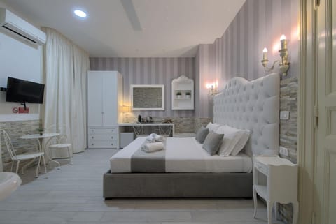 Bed, Decorative detail, Bedroom