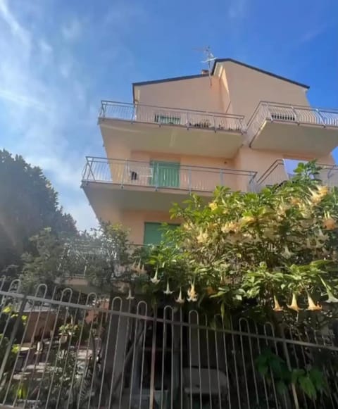 Villa Adriana Hotel in Pietra Ligure