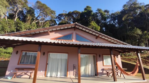Property building, Patio, Facade/entrance