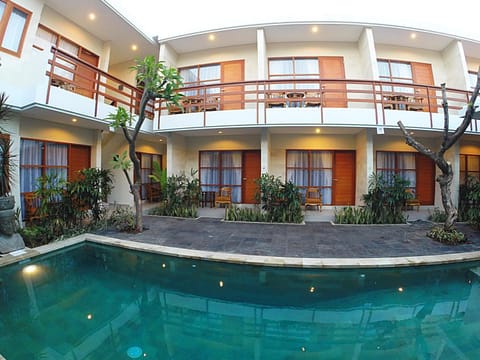Property building, Swimming pool