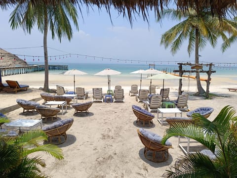 Beach, sunbed