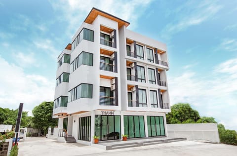 Property building, Facade/entrance