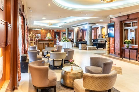 Lobby or reception, Seating area