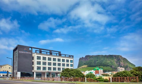 Property building, Nearby landmark