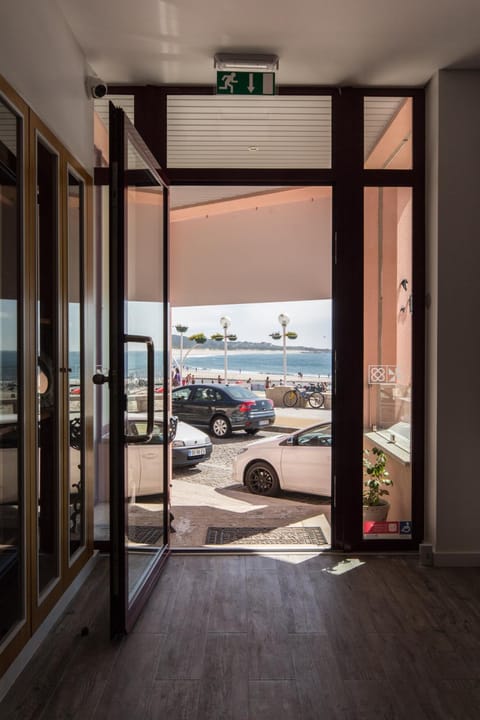 Communal lounge/ TV room, Lobby or reception, Sea view, Street view