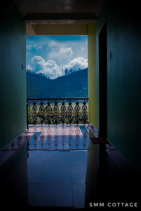 Balcony/Terrace, Mountain view