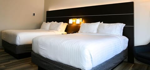 Holiday Inn Express & Suites Kingston-Ulster by IHG Hotel in Lake Katrine