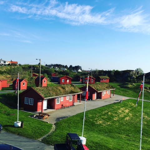 Neighbourhood, Natural landscape