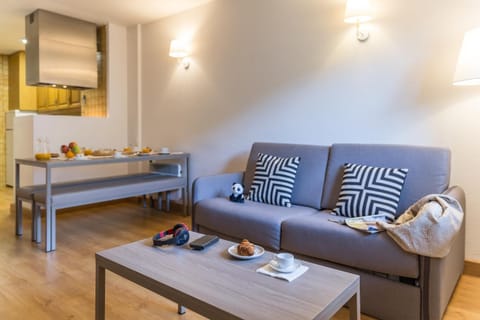 Dining area, Bedroom