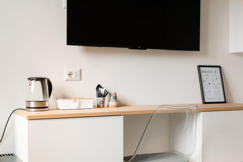 TV and multimedia, Coffee/tea facilities