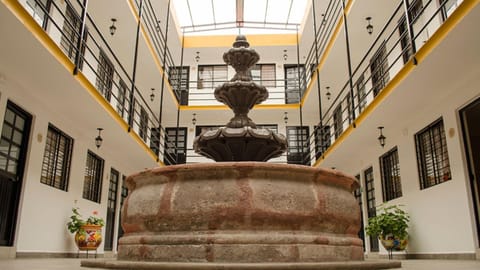 Off site, Inner courtyard view