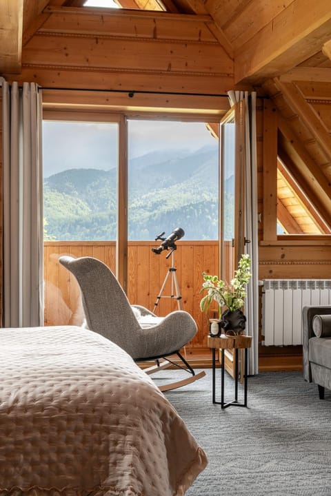 Bed, Balcony/Terrace, Bedroom