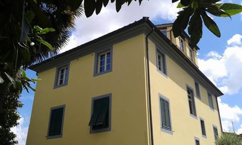 Corte San Lazzaro Bed and Breakfast in Capannori