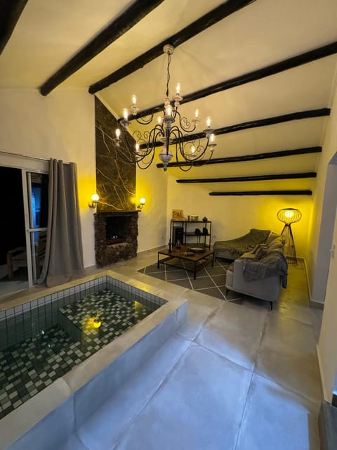 Living room, Seating area, Pool view, Swimming pool, fireplace, fireplace