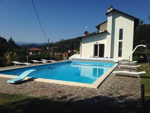 Villa Mara Villa in Province of Massa and Carrara