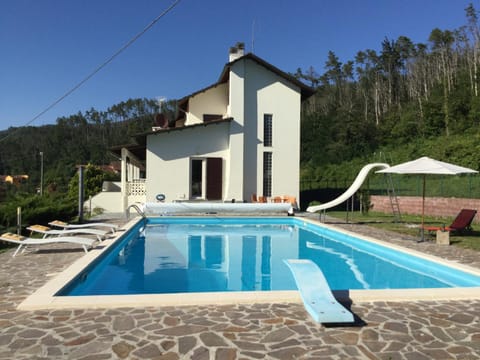 Villa Mara Villa in Province of Massa and Carrara